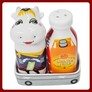 Multiple Choice Top Choice Cow Salt Pepper Shakers Airplane Stewardess Meal Tray